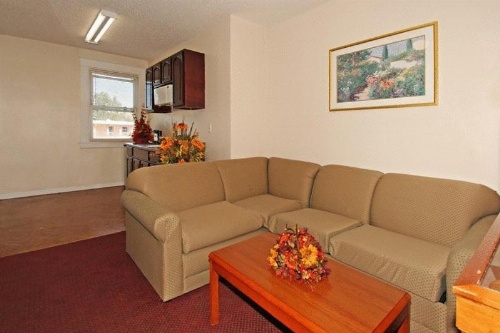 The Regal Inn & Suites image 28